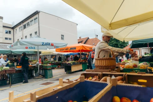 Kakšno mestno tržnico si želite?